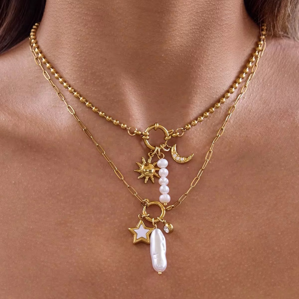 ◾️18K Gold Plated Star Pendant Cham Necklace